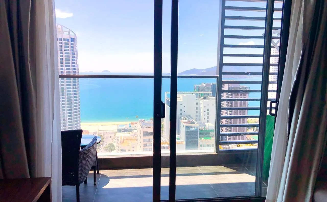 Sunny Smes - Virgo Nha Trang Apartment Vietnam